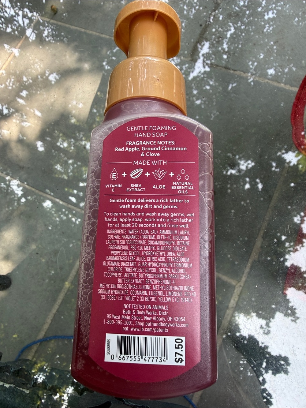 Bath & Body Works 'Tis The Season Gentle Foaming Hand Soap - Pink with Gold Pump - Picture 2 of 2